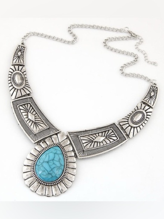 Jewelry - Vintage Turquoise and Silver Geometric Necklace